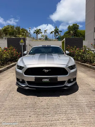 Mustang gt, Esterno anteriore: foto originale dall'annuncio della concessionaria