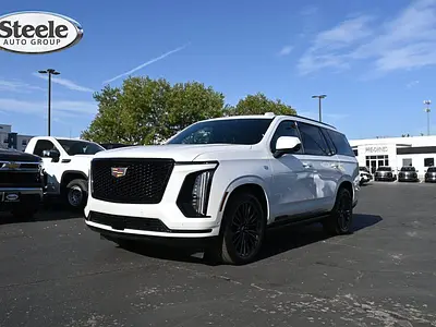 Certified 2025 Cadillac Escalade Sport Platinum AWD/4WD, Tre quarti anteriore: foto originale dall'annuncio della concessionaria
