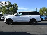 Certified 2025 Cadillac Escalade Sport Platinum AWD/4WD, Esterno laterale: foto originale dall'annuncio della concessionaria