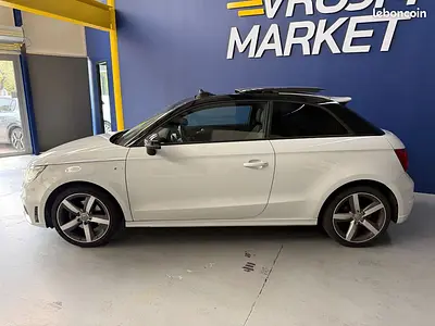 AUDI A1 1.4 122ch S line - 2014 - 110 500 km - Boite - Automatique - Toit ouvrant - Suivi - Garantie, Vue de côté : photo d'origine de l'annonce du concessionnaire